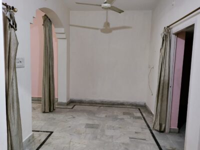 Two room set available in Aliganj