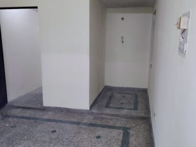 2 Rooms set available in mahanagar