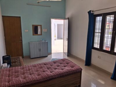 One room available in jankip