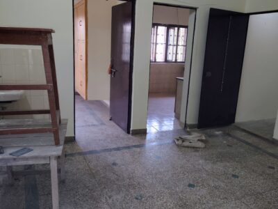 2 Rooms set available in mahanagar