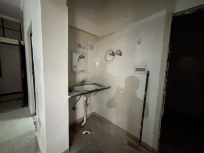 Premium Family portion near Park – Peaceful & New