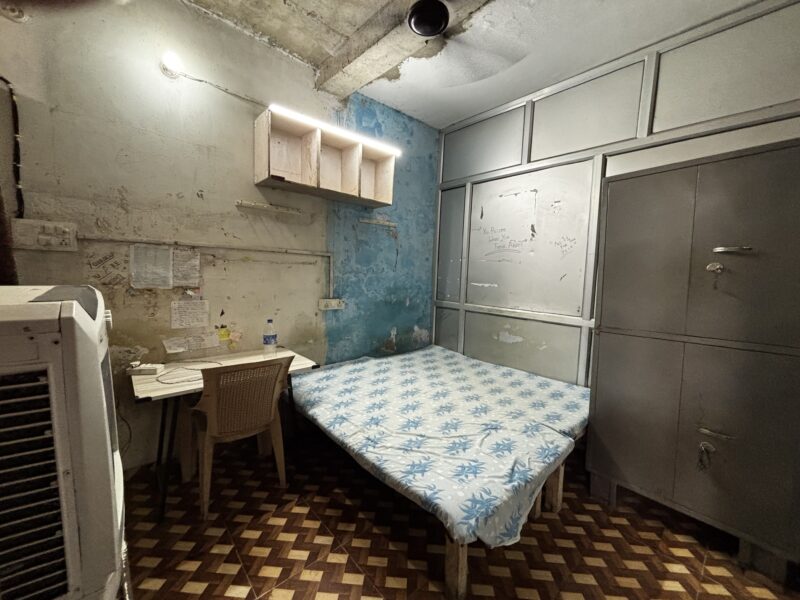 Rent room in jankipuram for study purpose