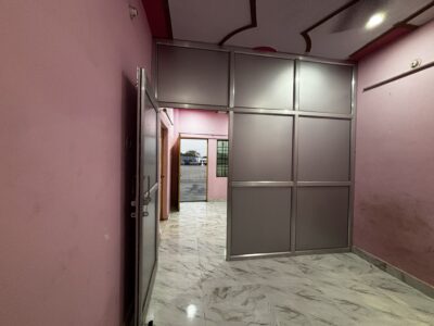 Room set available fully Independent