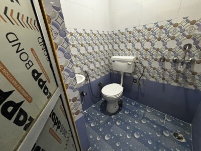 Room set available fully Independent