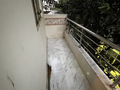 Room set available fully Independent