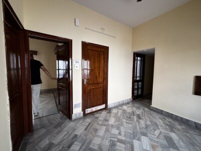 3 Room Set | Main Road | Near Metro