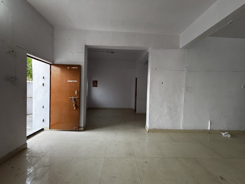 Office Space Available in Indira nagar l main road