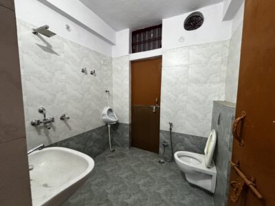 Office Space Available in Indira nagar l main road