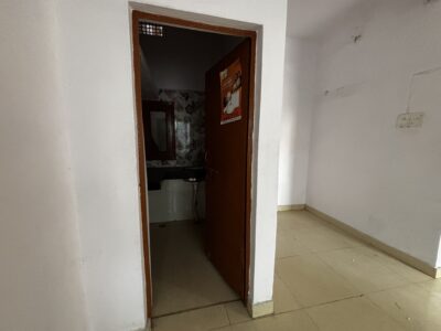 Office Space Available in Indira nagar l main road