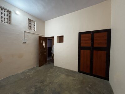 3 Room Set Available Independent portion