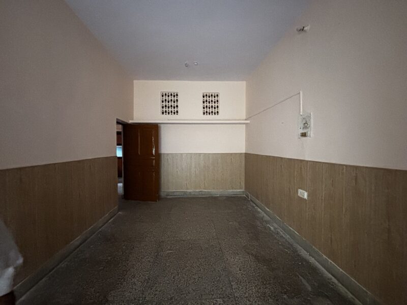 3 Room Set Available Independent portion