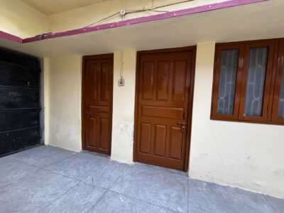 3 Room Set Available Independent portion