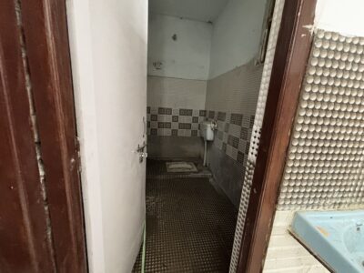 One Room Available in chinhat