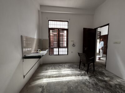 One Room Available in chinhat