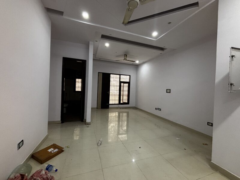 Premium 2BHK Flat Available – Prime Location