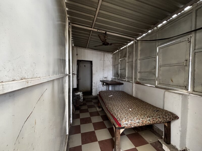 Room set available for bachelor