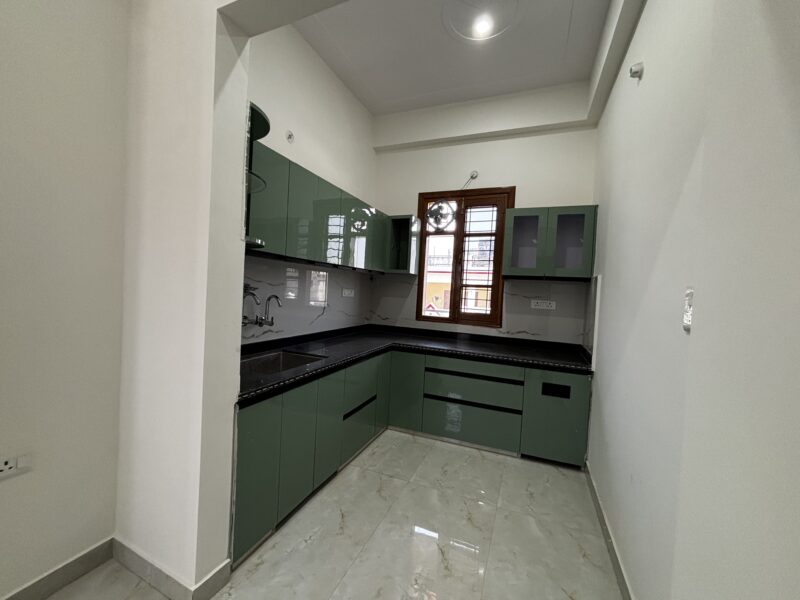 Premium Portion 1BHK in Gomtinagar