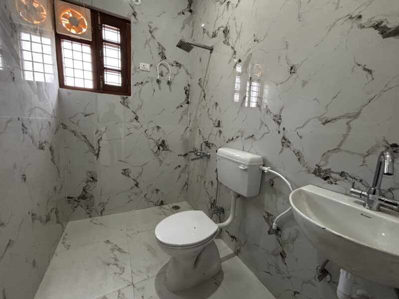 Premium Portion 1BHK in Gomtinagar