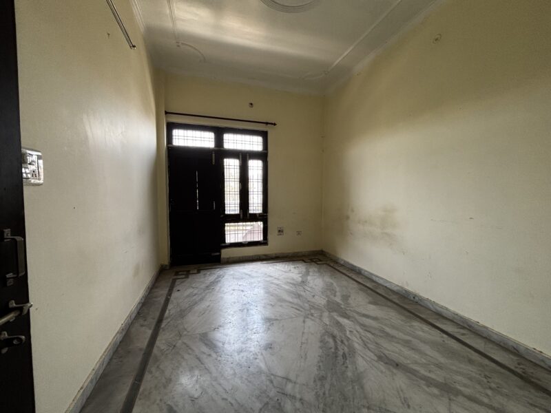 3BHK Flat Available in Gomtinagar