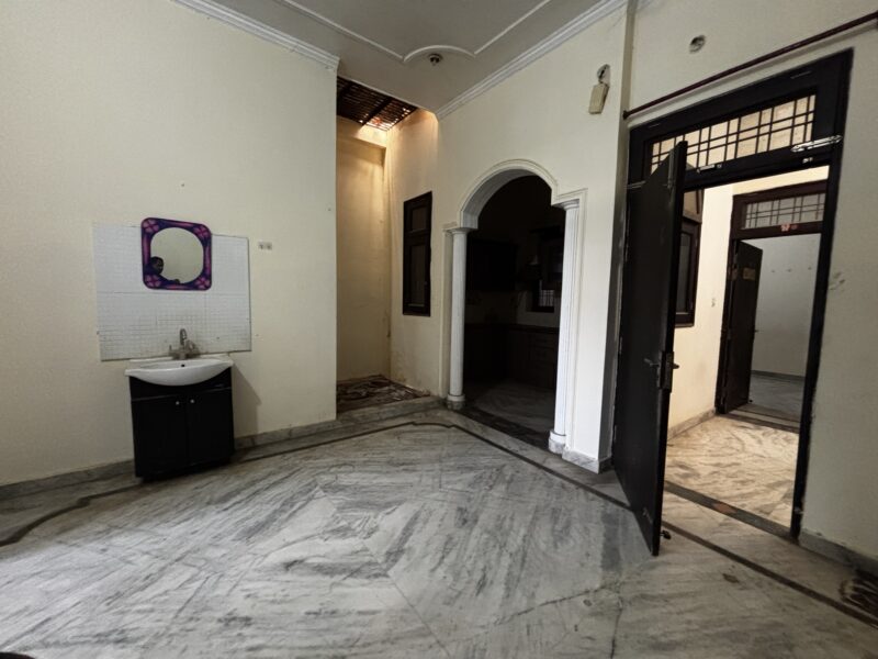 3BHK Flat Available in Gomtinagar