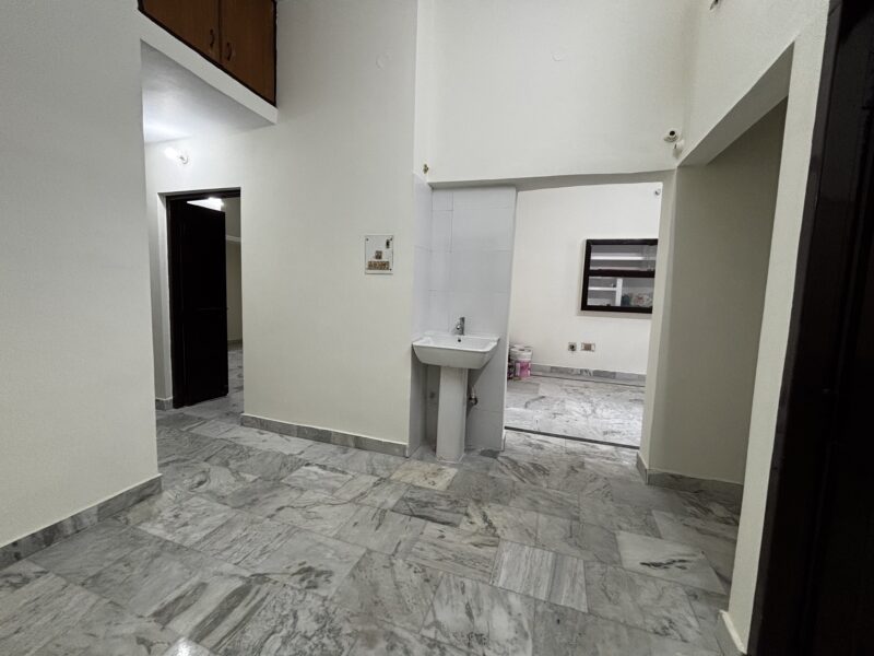 Fully Independent House Available on First Floor