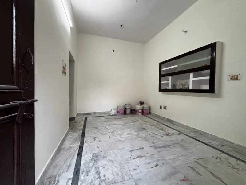 Fully Independent House Available on First Floor