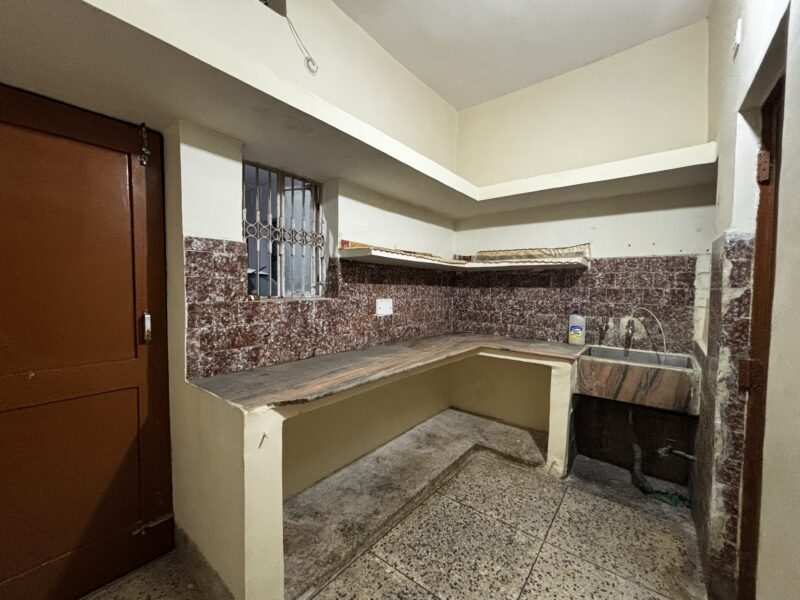 Fully Furnished 2 BHK Independent Portion in Vishwas Khand Gomtinagar