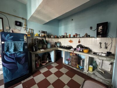 2 Room set Available in Gomtinagar