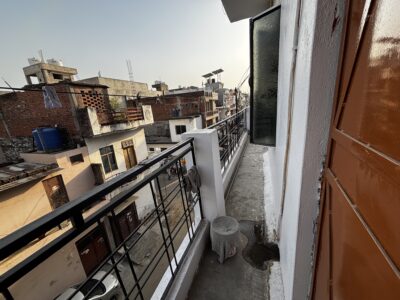 2 Room set Available in Gomtinagar