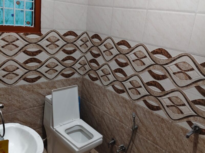 2 BHK Available in Gomtinagar extension