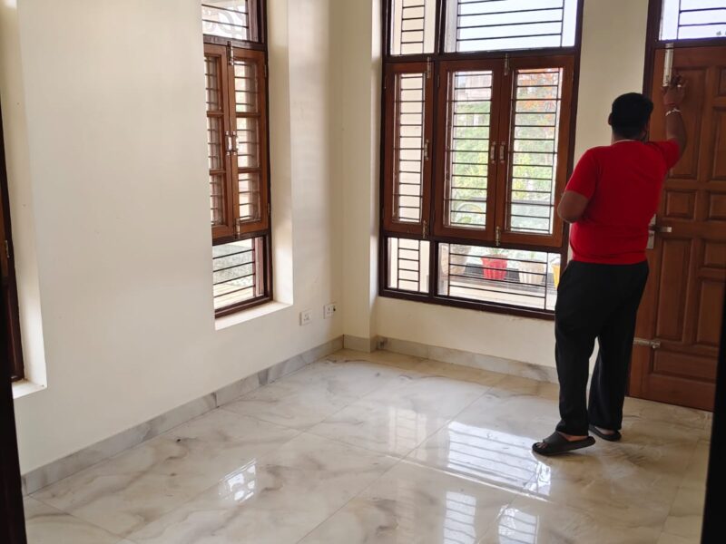Spacious 2 BHK for Rent in Gomti Nagar