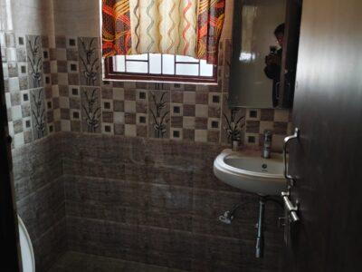 Spacious 2 BHK for Rent in Gomti Nagar
