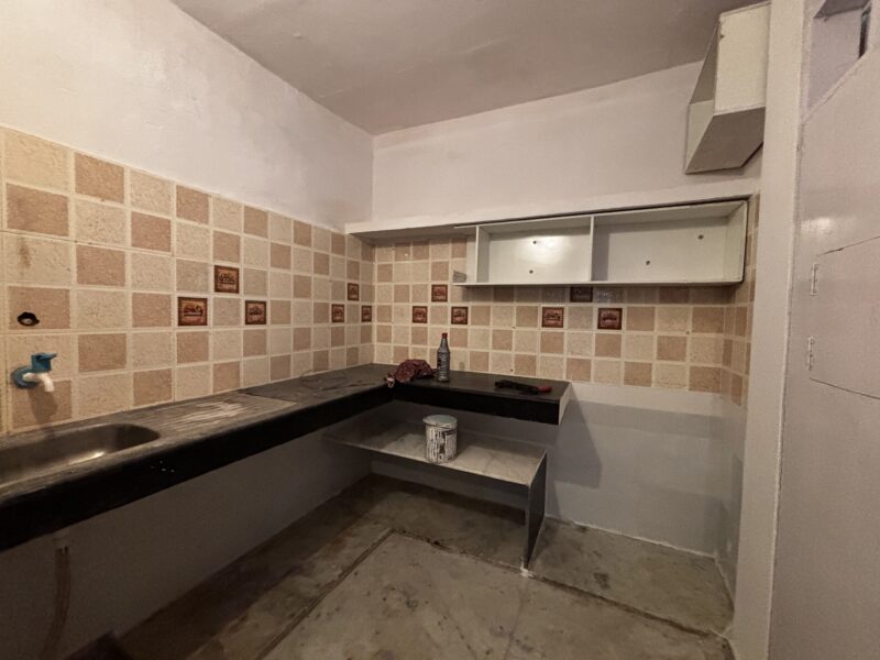 Room portion available in Vikas Nagar