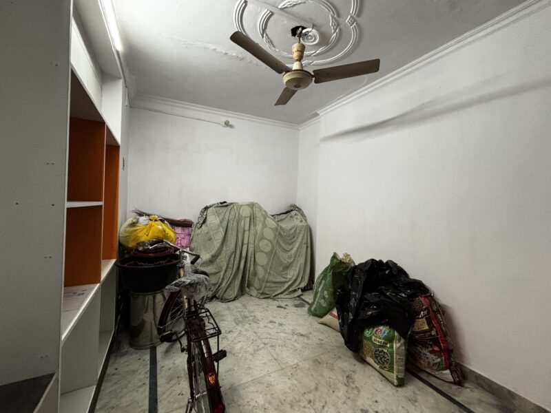 Room portion available in Vikas Nagar