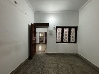 Spacious 3 Room Set Available