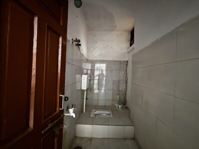 Spacious 3 Room Set Available