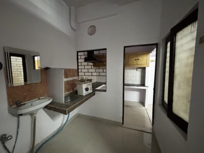 Family Portion Available in Vikas Nagar