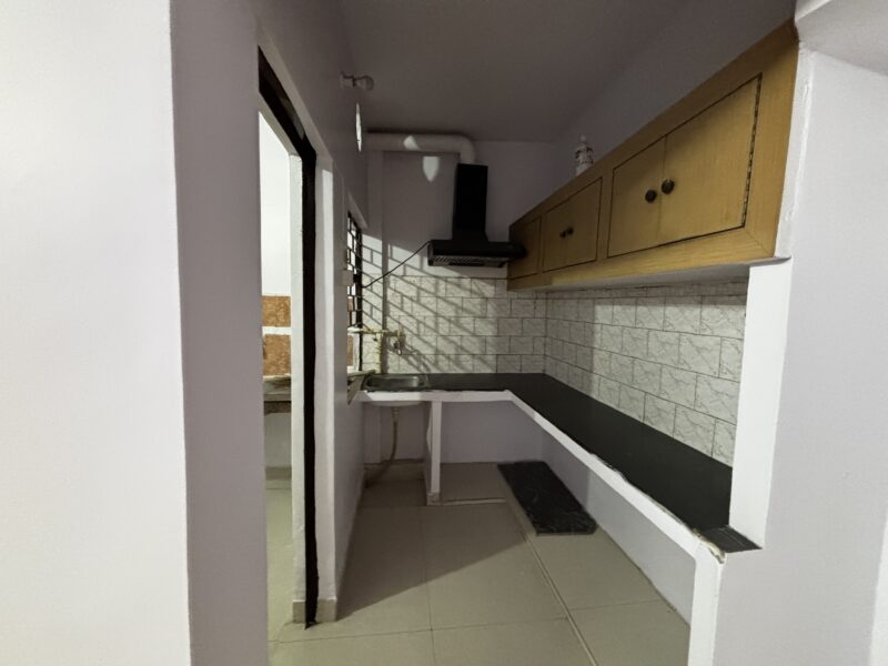 Family Portion Available in Vikas Nagar