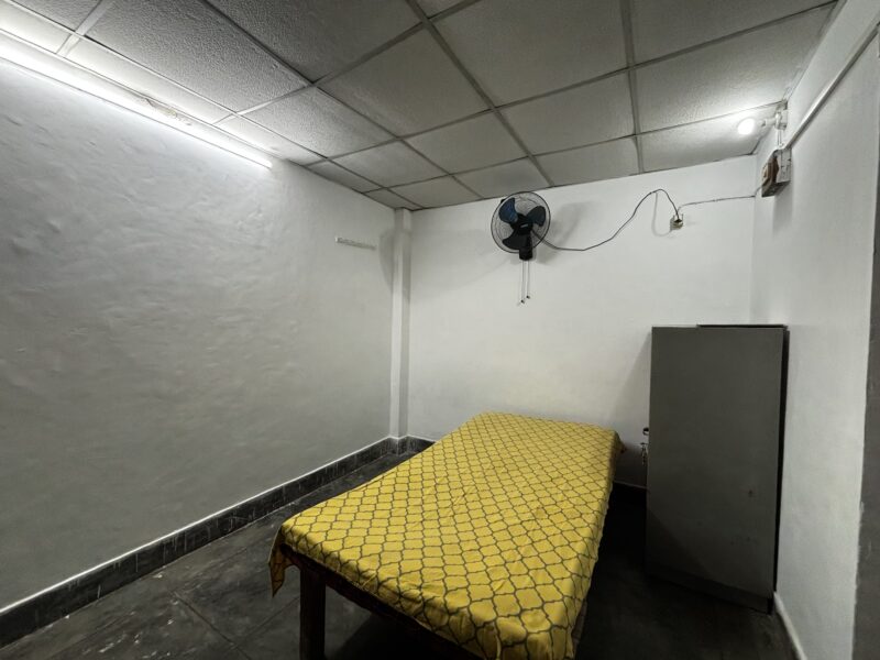Room for Rent (Male employee)