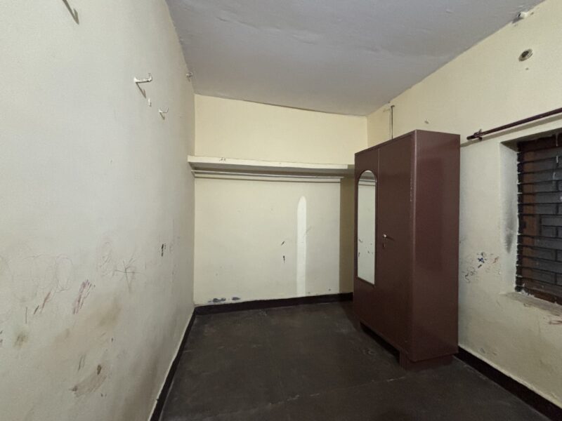 Spacious 2 Room Set Available for Rent