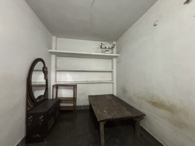 One room set available for any person