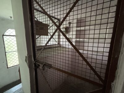 One room set available for any person