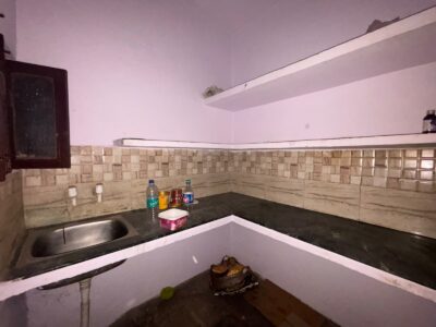 Spacious 2 rooms set for Rent Fully independent