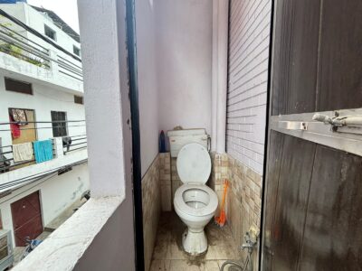 Spacious 2 rooms set for Rent Fully independent