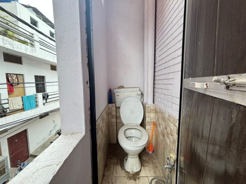 Spacious 2 rooms set for Rent Fully independent