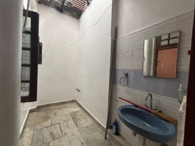 Well-Maintained 2 RK Home