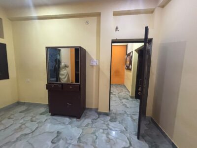 Spacious 1 BHK house with Separate Kitchen