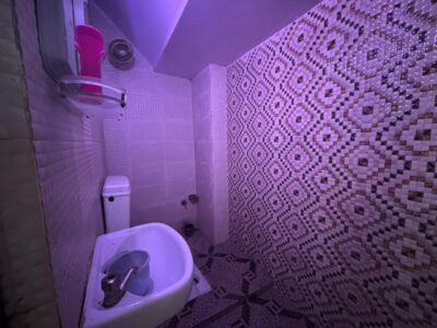 Well maintained one rooms with bathroom |for rent