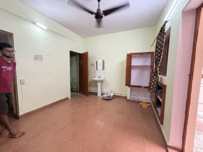 Cozy 1 BHK in a Prime Location