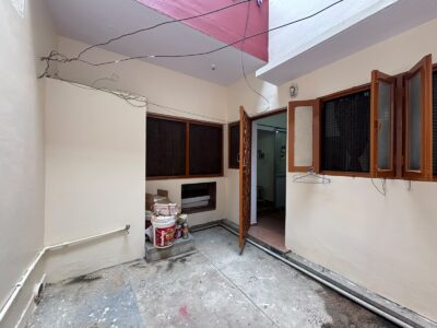 Cozy 1 BHK in a Prime Location